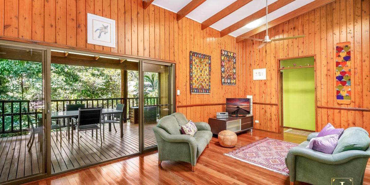 20 Cananga Close, Kamerunga, QLD 4870 AUS