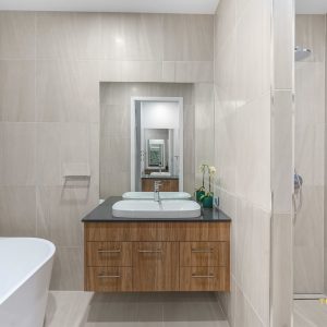 28 Freshwater Avenue, Palm Cove, QLD 4879 AUS