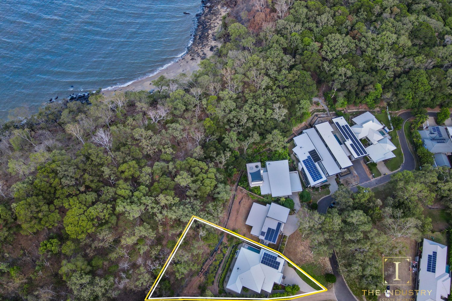 28 Freshwater Avenue, Palm Cove, QLD 4879 AUS