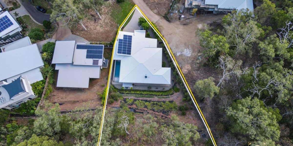 28 Freshwater Avenue, Palm Cove, QLD 4879 AUS