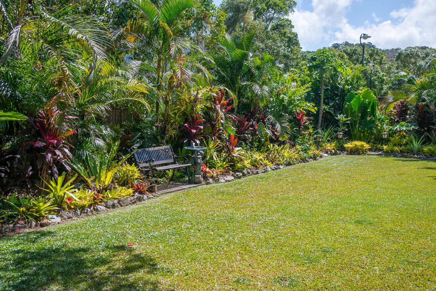 2 Quadrio Crescent, Brinsmead, QLD 4870 AUS