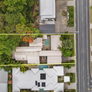 39 Veivers Road, Palm Cove, QLD 4879 AUS