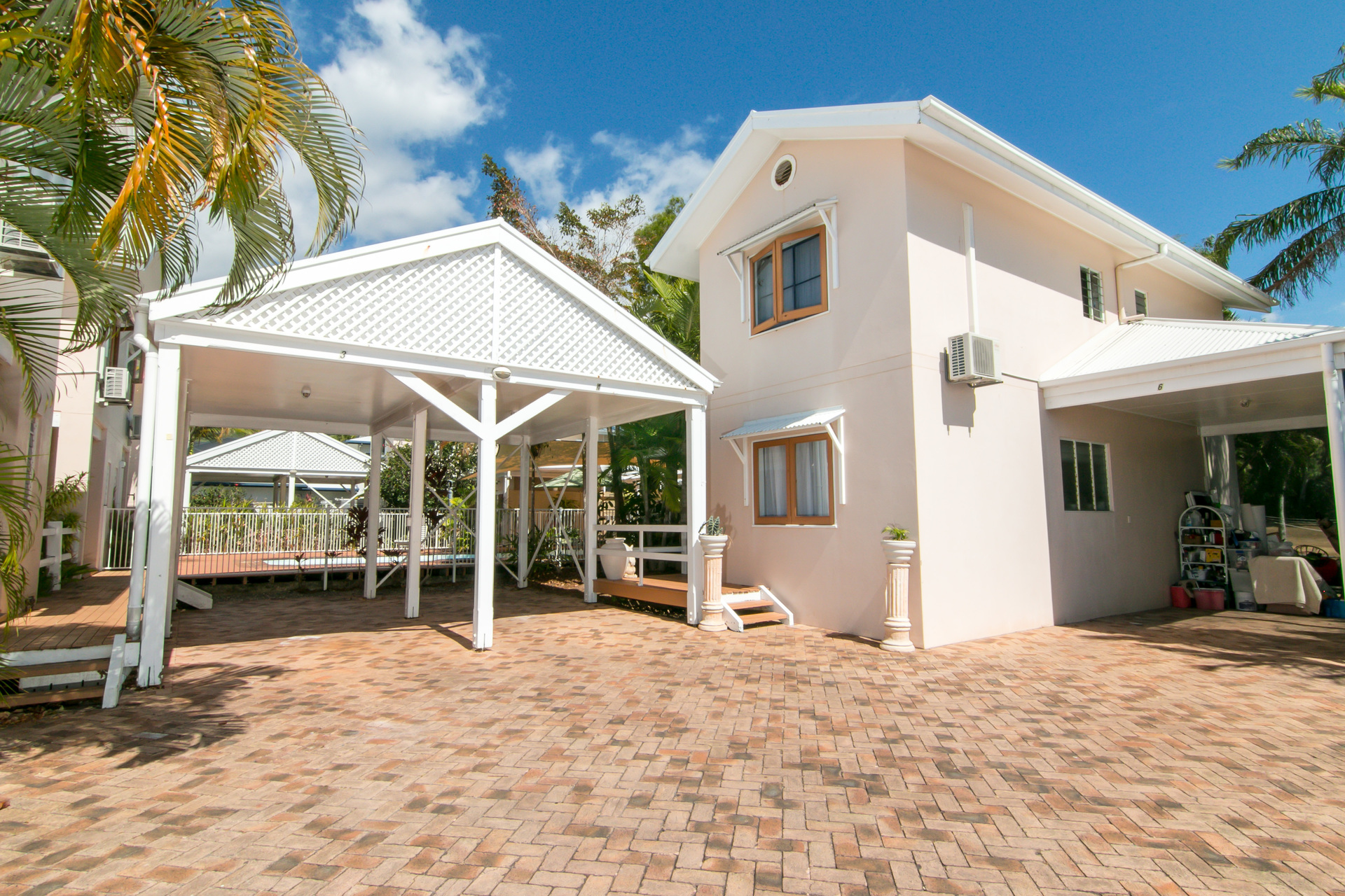 1/76-78 Cedar Road, Palm Cove, QLD 4879 AUS