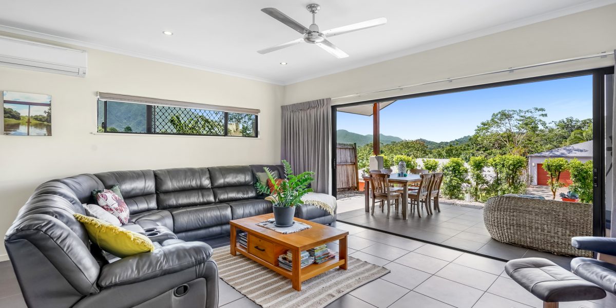 54 West Parkridge Drive, Brinsmead, QLD 4870 AUS