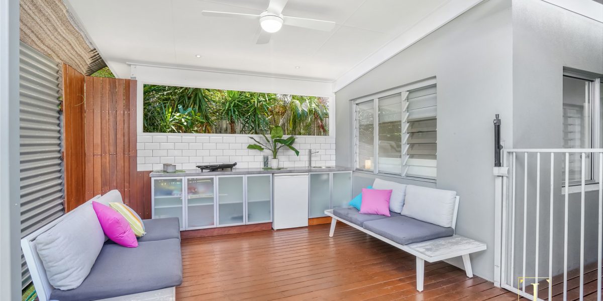 28 Lagoon Drive, Trinity Beach, QLD 4879 AUS