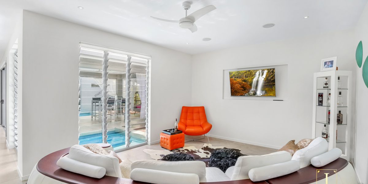 28 Lagoon Drive, Trinity Beach, QLD 4879 AUS