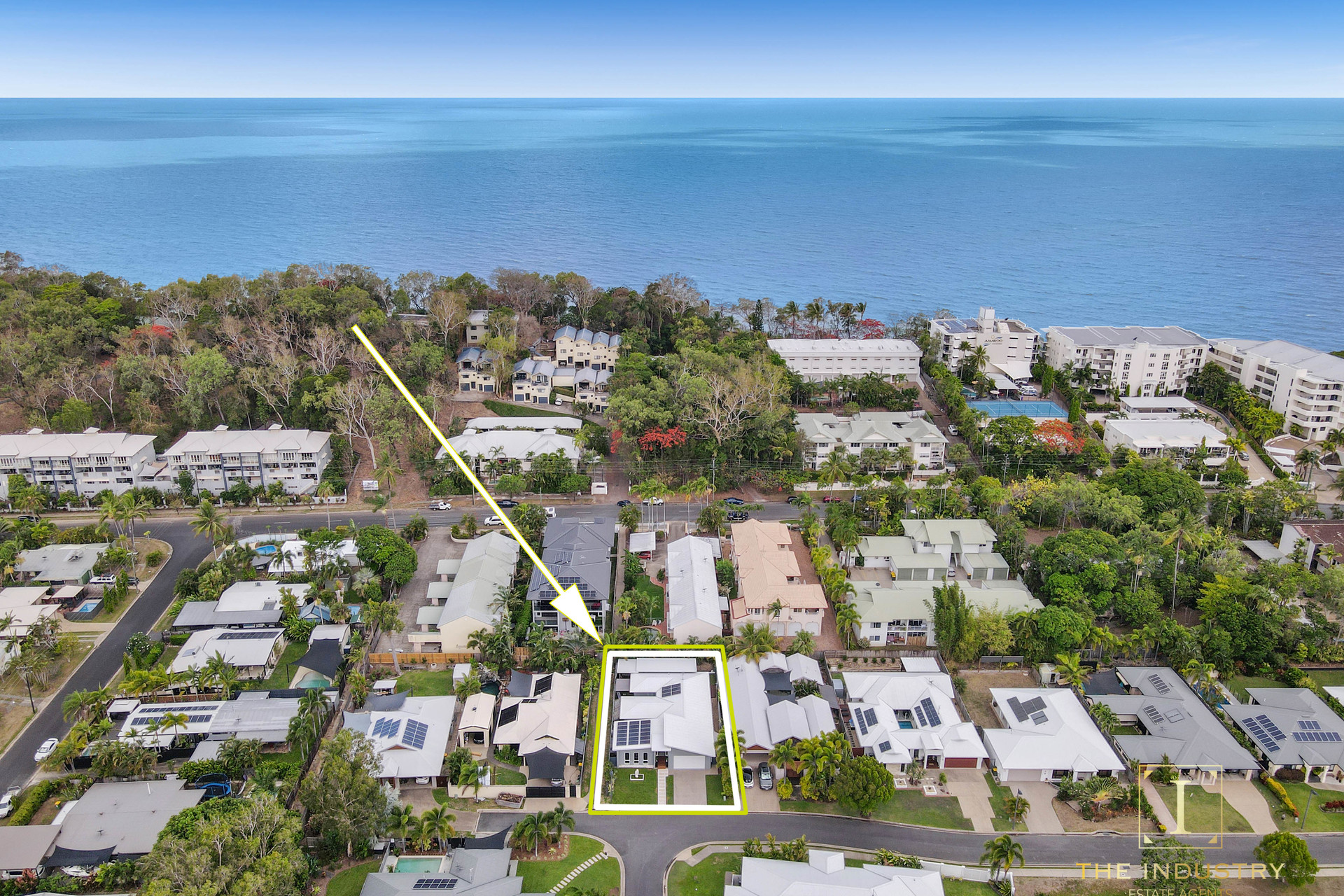 28 Lagoon Drive, Trinity Beach, QLD 4879 AUS