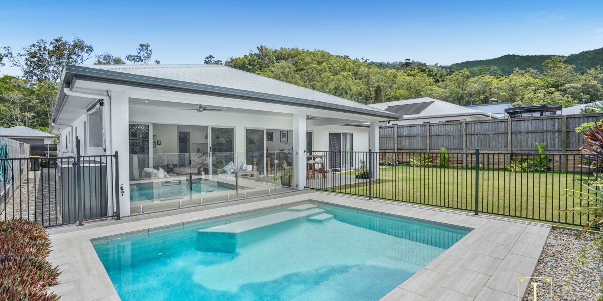 11 Mooreland Place, Kewarra Beach, QLD 4879 AUS