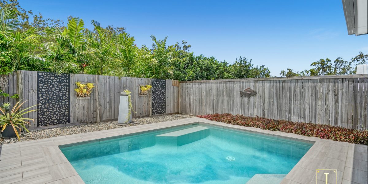 11 Mooreland Place, Kewarra Beach, QLD 4879 AUS