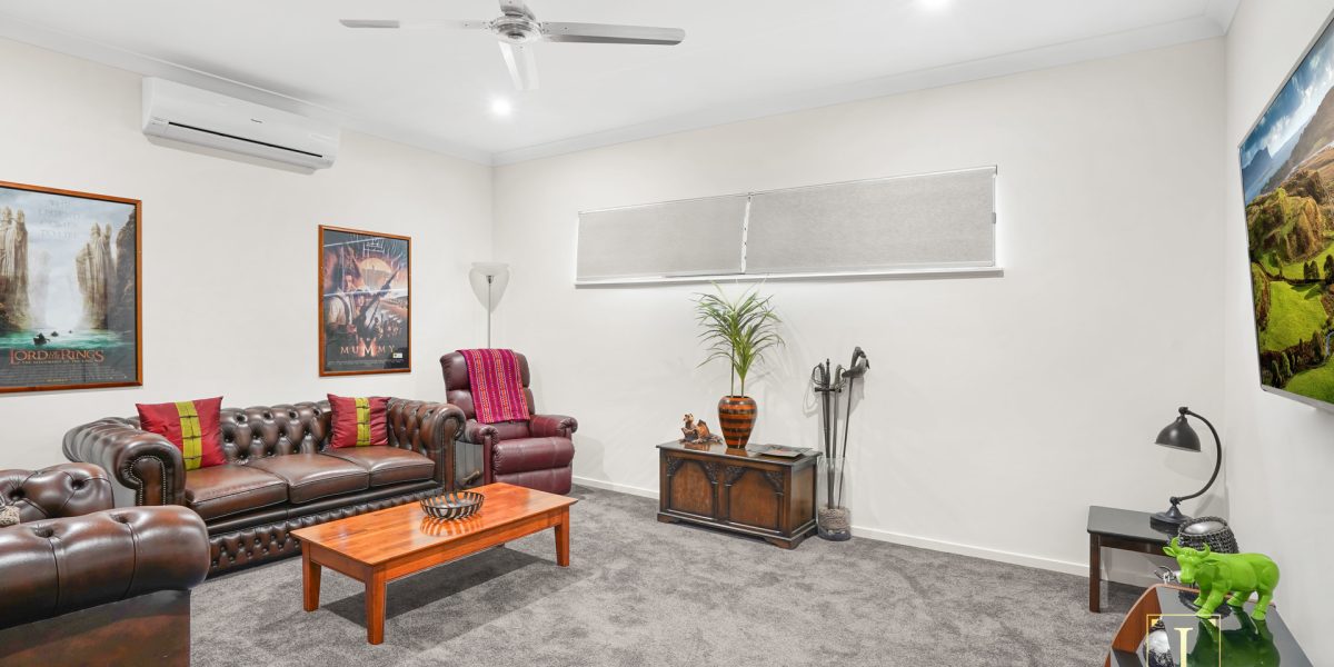 11 Mooreland Place, Kewarra Beach, QLD 4879 AUS