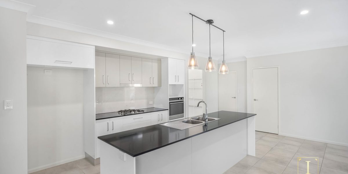6 Munderra Close, Smithfield, QLD 4878 AUS