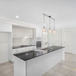 6 Munderra Close, Smithfield, QLD 4878 AUS