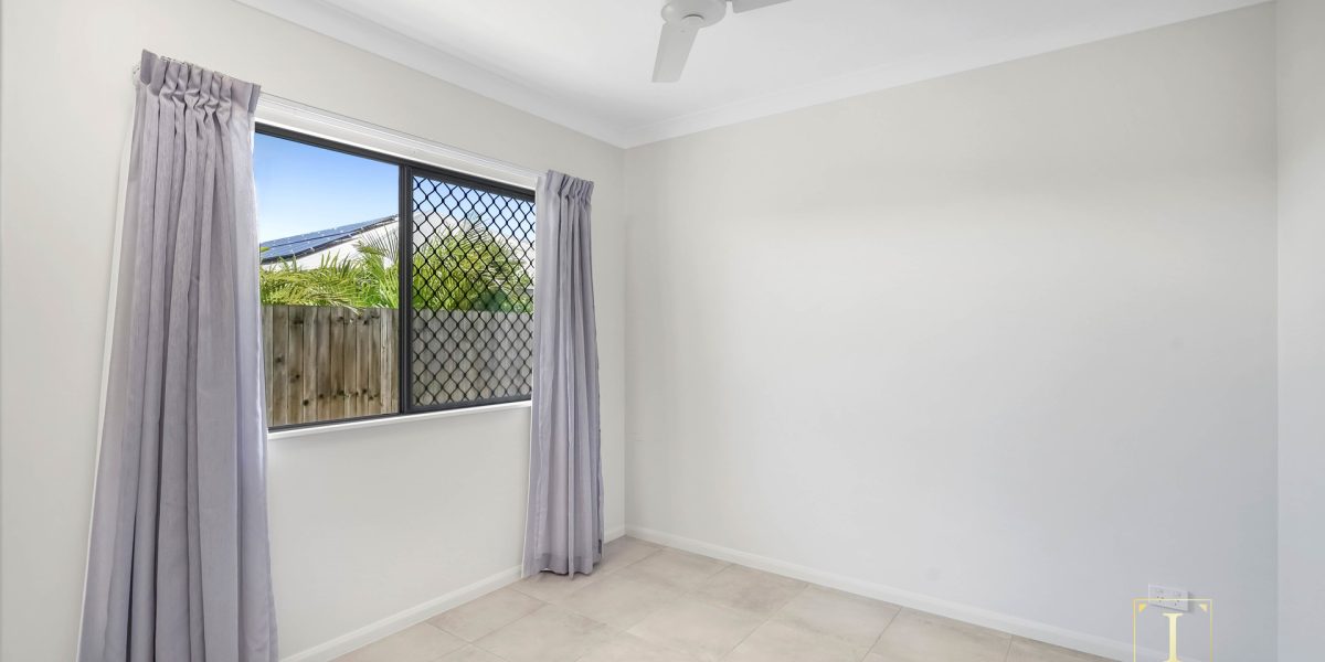 6 Munderra Close, Smithfield, QLD 4878 AUS