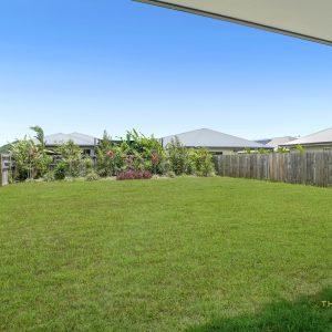 6 Munderra Close, Smithfield, QLD 4878 AUS