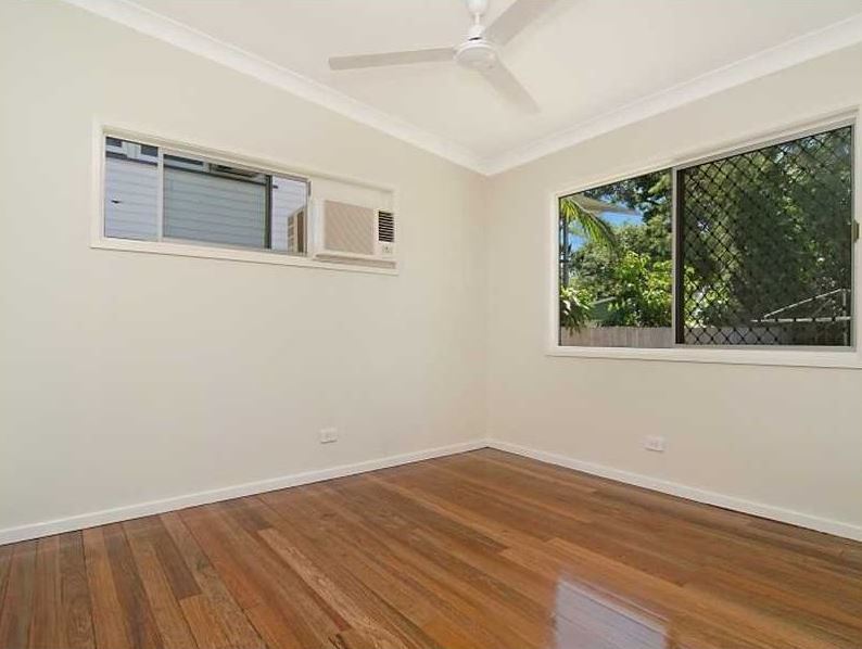 2 Rose Blank Close, Manunda, QLD 4870 AUS