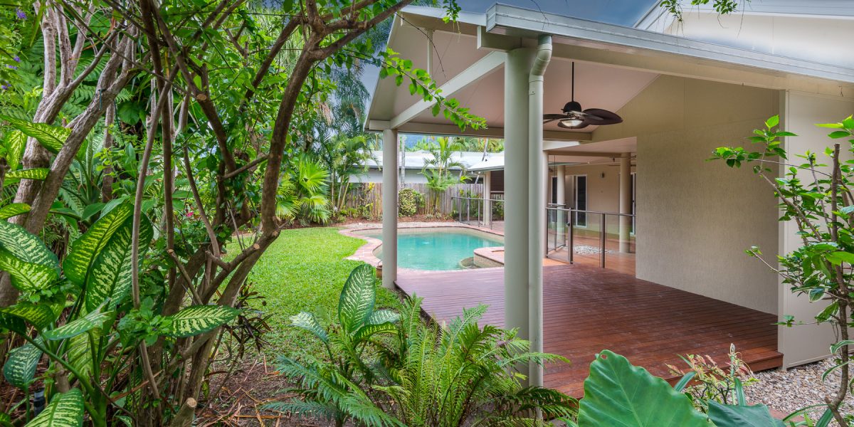 14 Thais Street, Palm Cove, QLD 4879 AUS