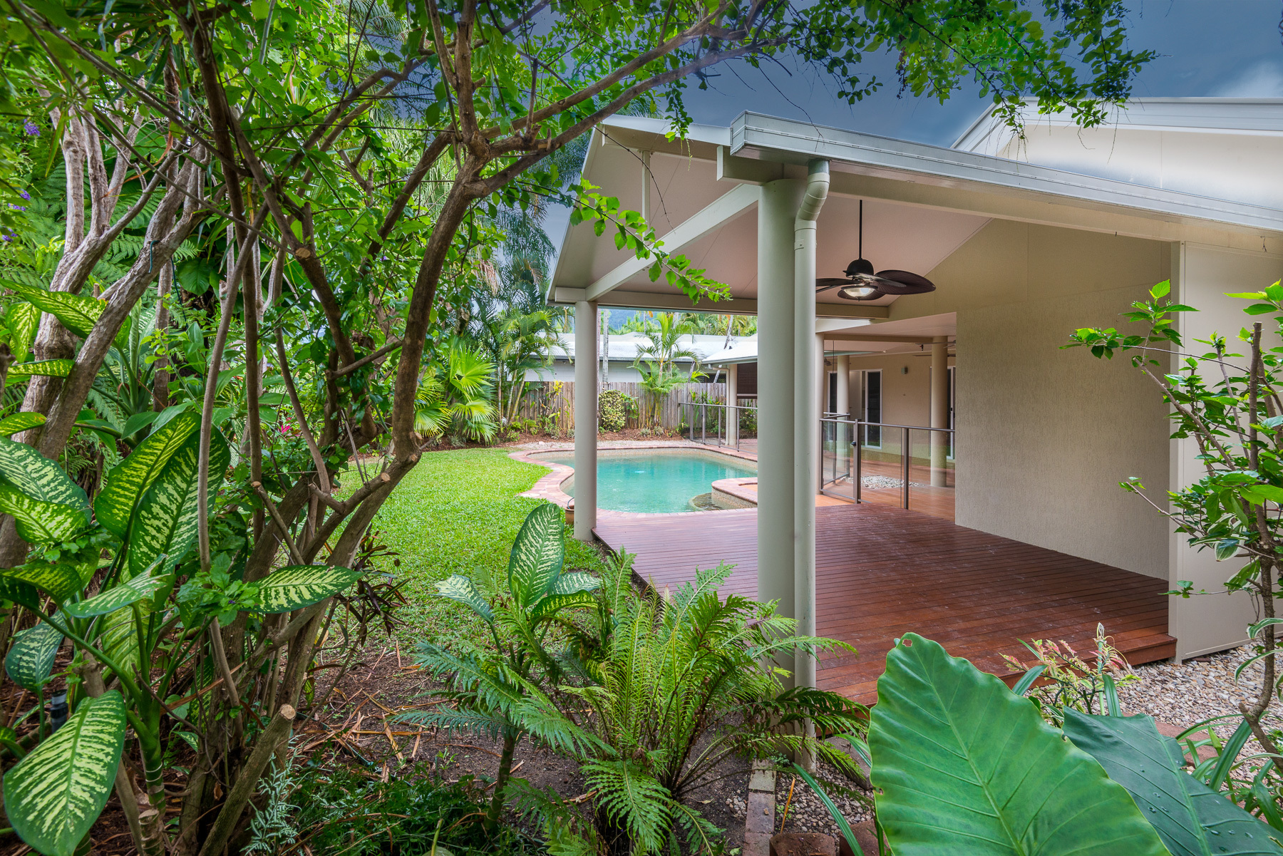 14 Thais Street, Palm Cove, QLD 4879 AUS