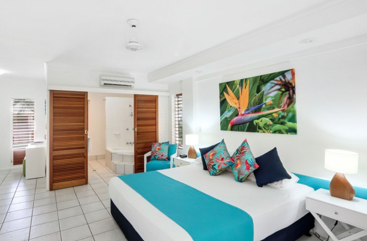 27/10-14 Amphora Street, Palm Cove, QLD 4879 AUS