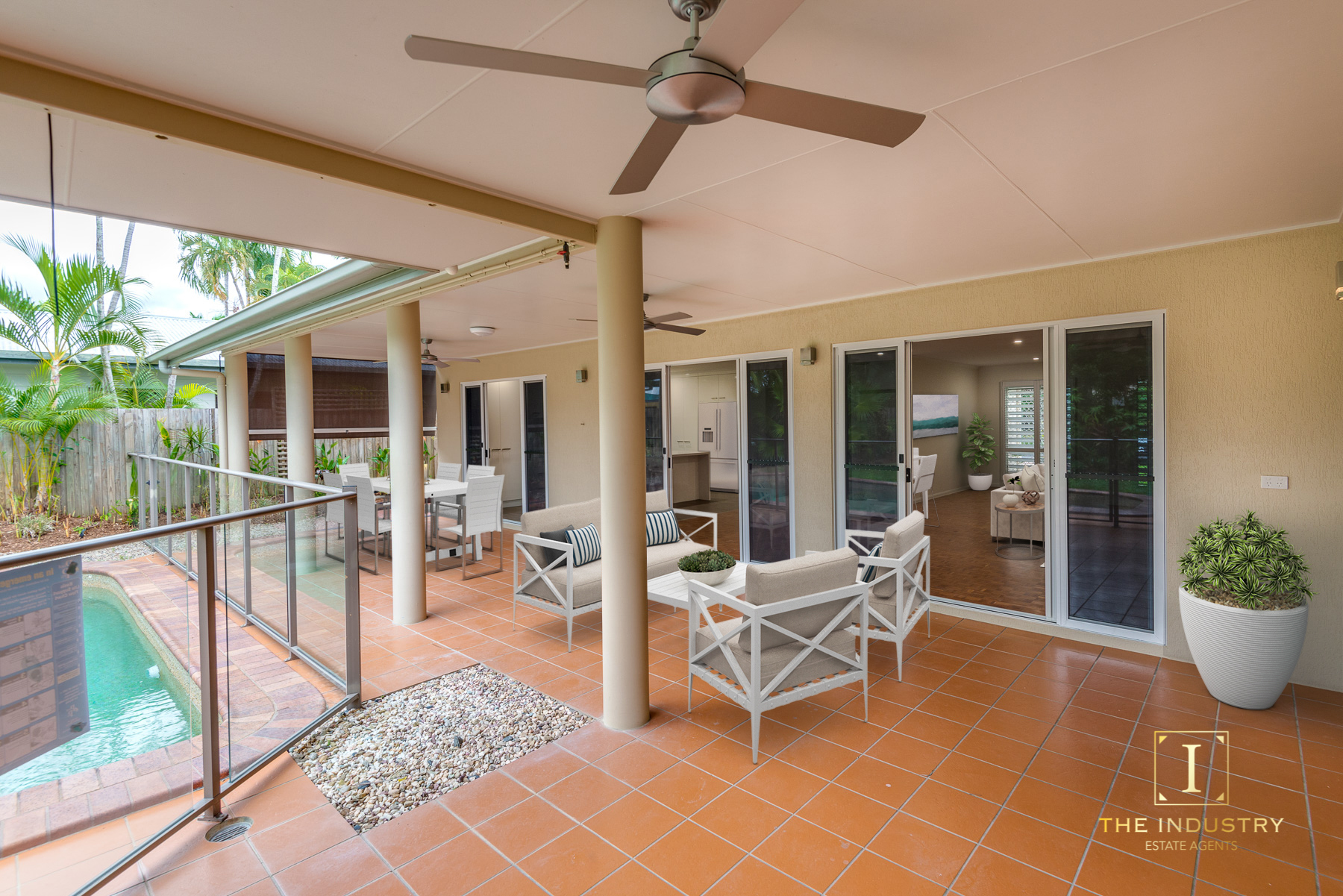 14 Thais Street, Palm Cove, QLD 4879 AUS