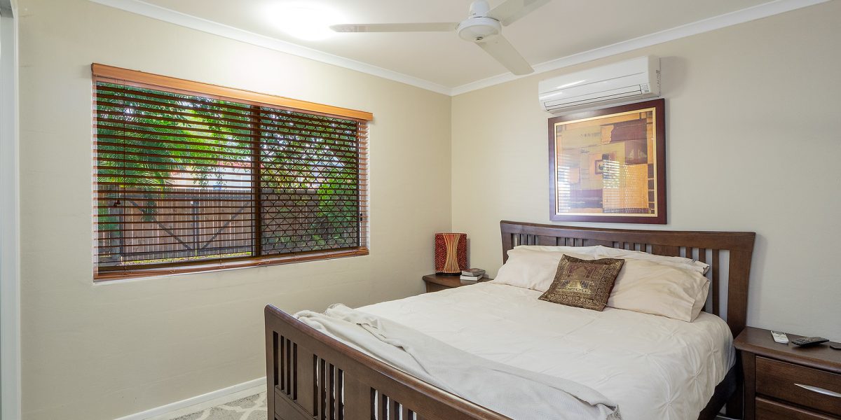 38 Oleander Street, Holloways Beach, QLD 4878 AUS