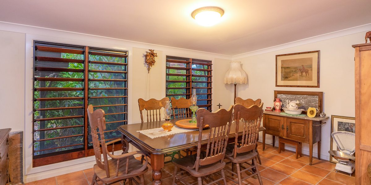 24 Nolan Street, Whitfield, QLD 4870 AUS