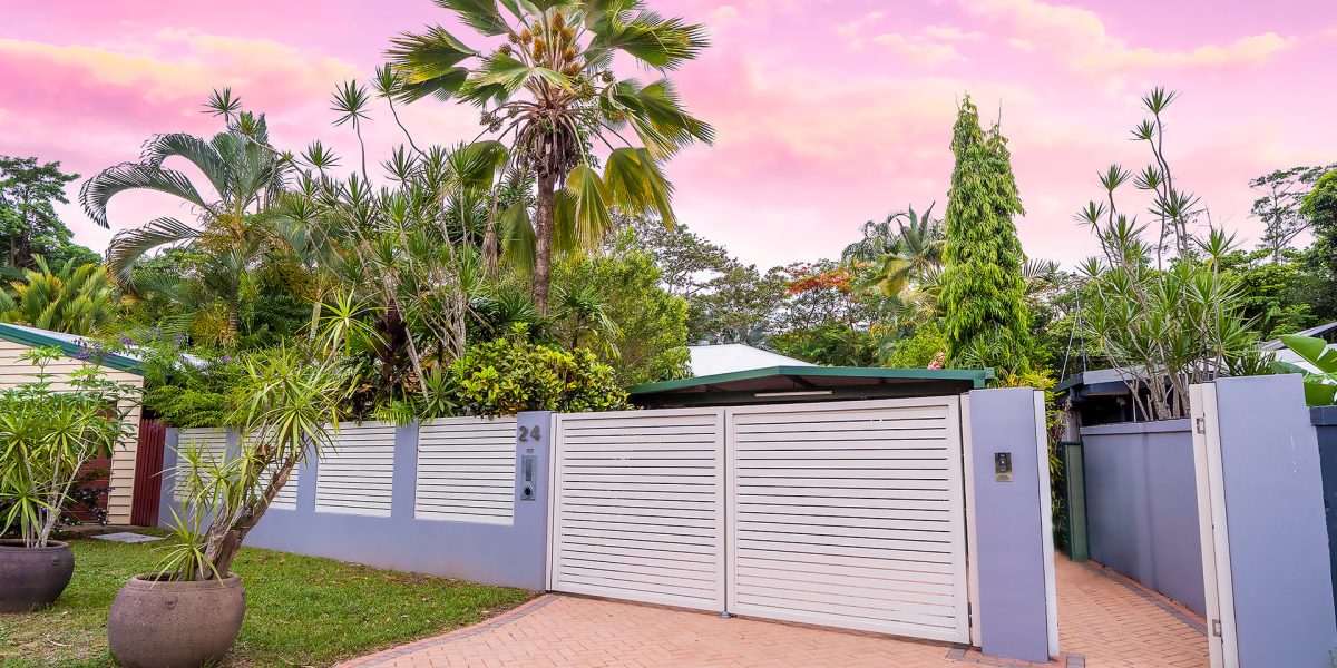 24 Nolan Street, Whitfield, QLD 4870 AUS