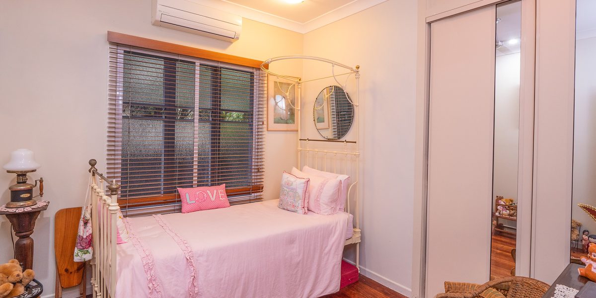 24 Nolan Street, Whitfield, QLD 4870 AUS