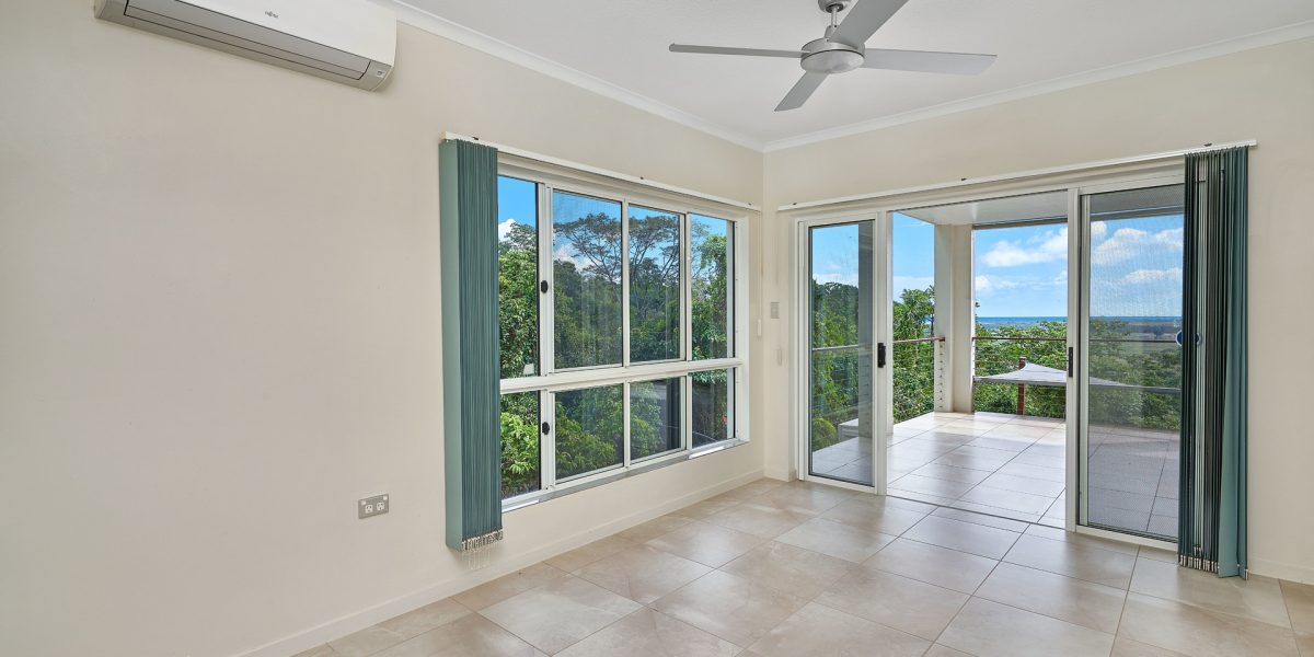 2/54-56 Fig Tree Drive, Caravonica, QLD 4878 AUS