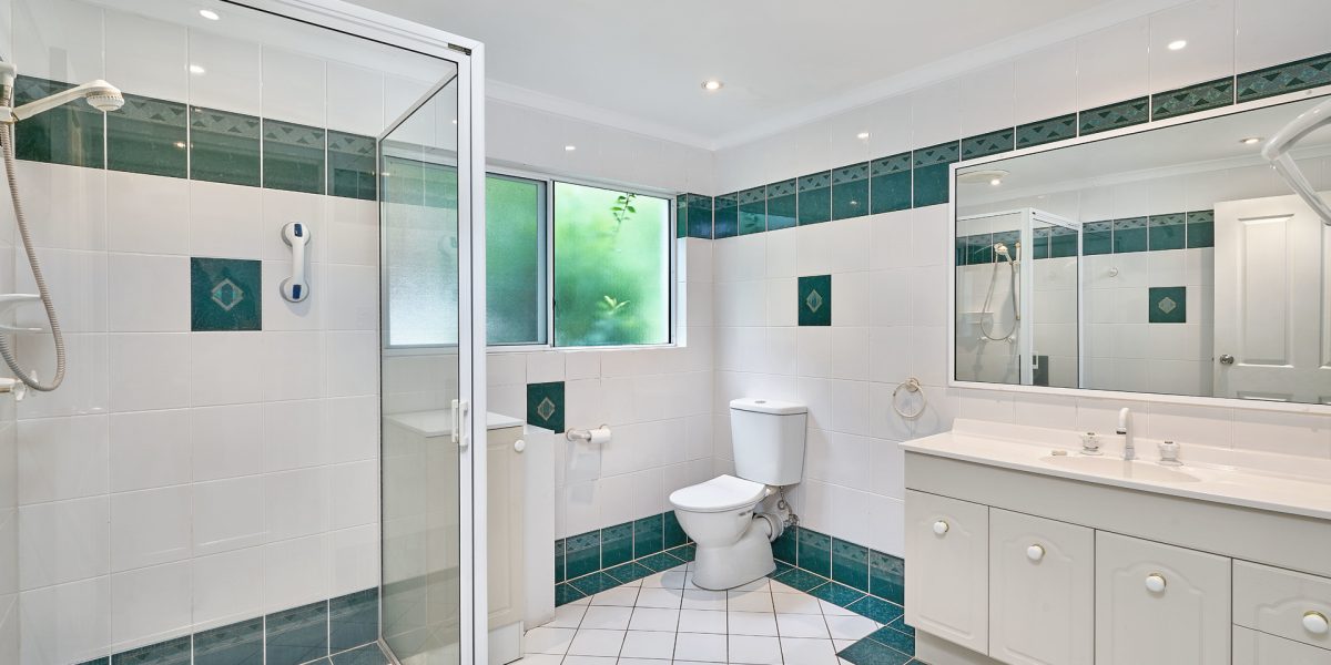 2/54-56 Fig Tree Drive, Caravonica, QLD 4878 AUS