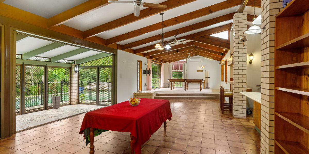 14 Quail Close, Woree, QLD 4868 AUS