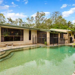 14 Quail Close, Woree, QLD 4868 AUS