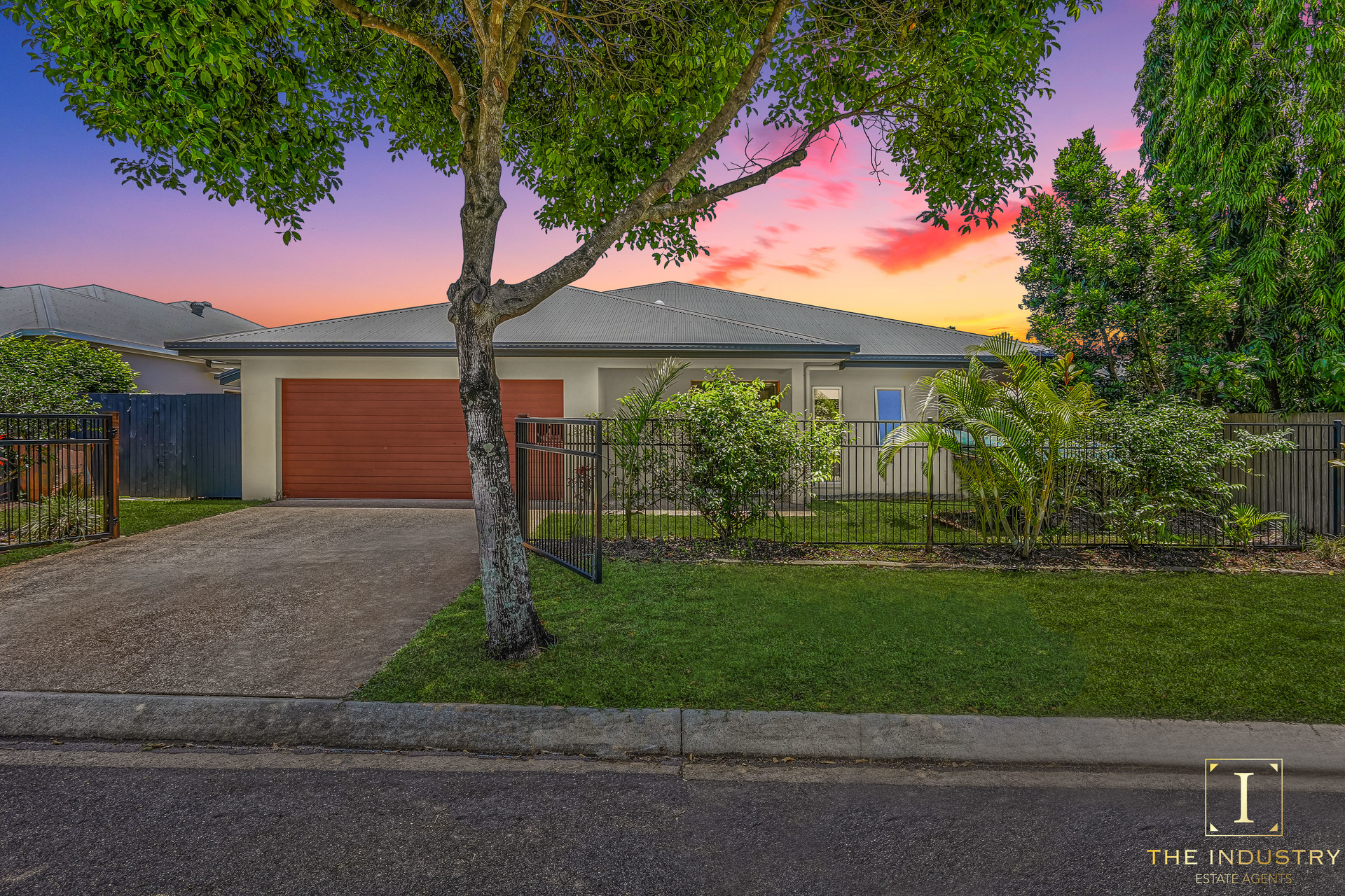 4 Tanjong Close, Kewarra Beach, QLD 4879 AUS