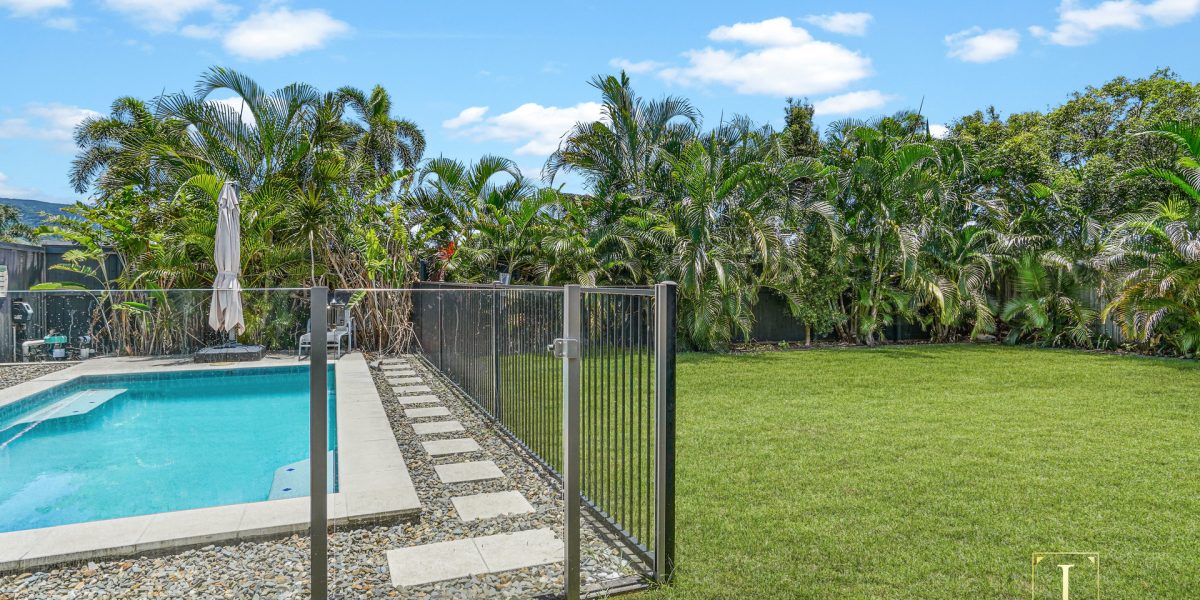 4 Tanjong Close, Kewarra Beach, QLD 4879 AUS
