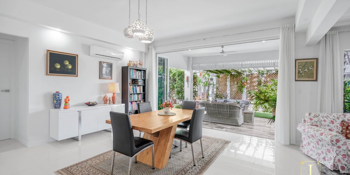 3 Whipbird Drive, Smithfield, QLD 4878 AUS