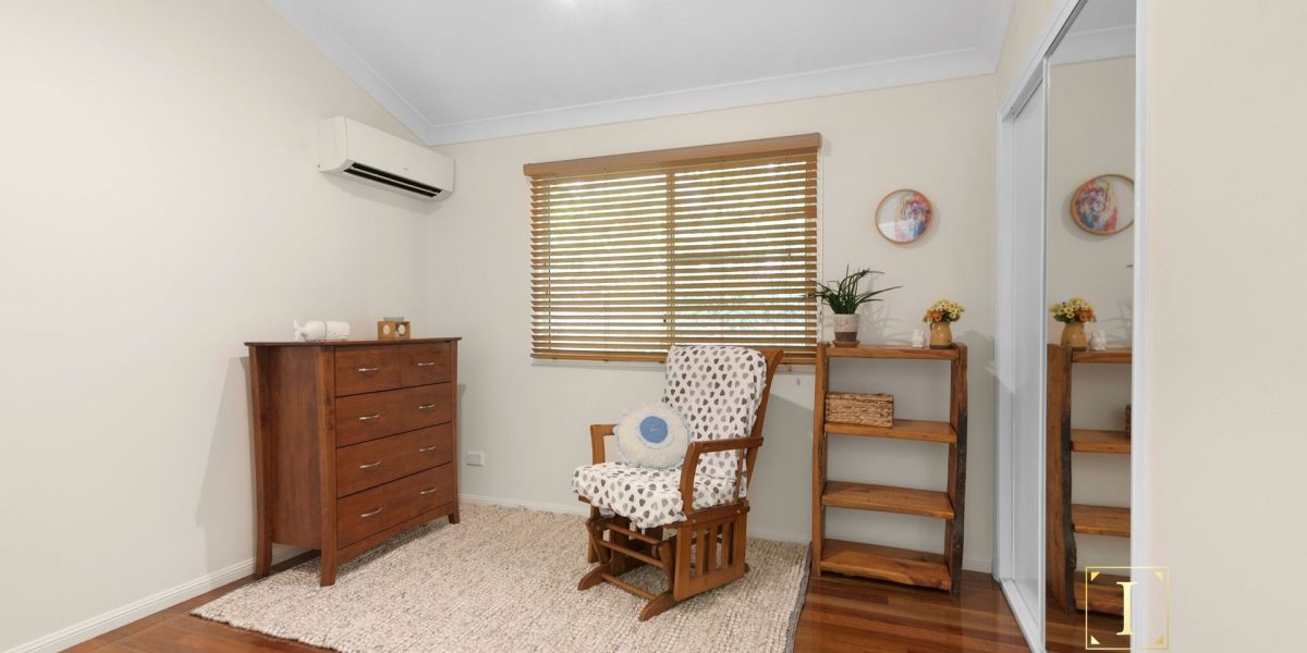 74 Fairley Street, Redlynch, QLD 4870 AUS