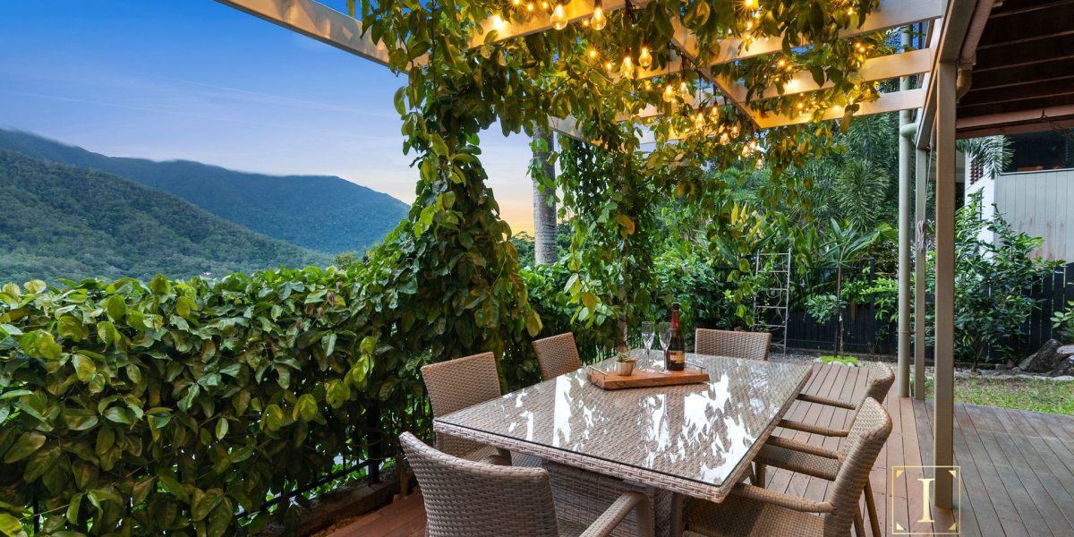 74 Fairley Street, Redlynch, QLD 4870 AUS