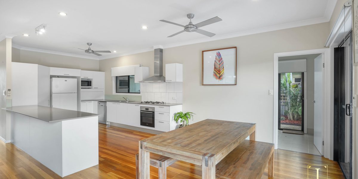 11 Norwood Crescent, Trinity Park, QLD 4879 AUS