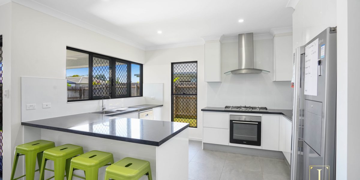 36 The Avenue, Trinity Park, QLD 4879 AUS