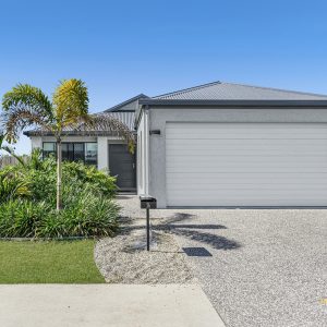 36 The Avenue, Trinity Park, QLD 4879 AUS