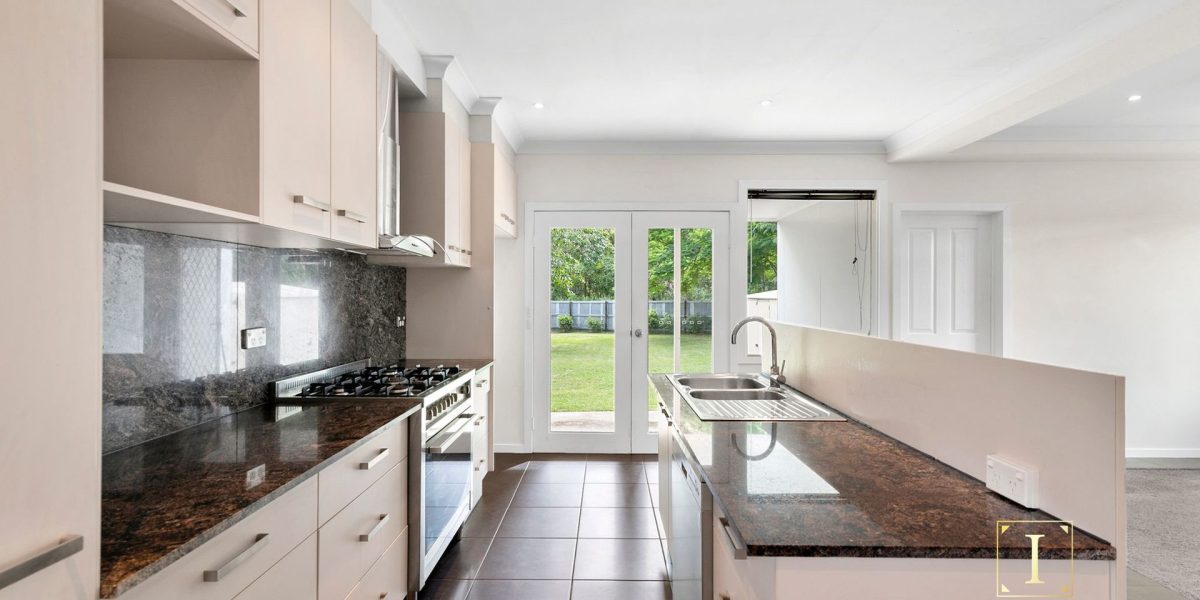 333 McLeod Street, Cairns North, QLD 4870 AUS