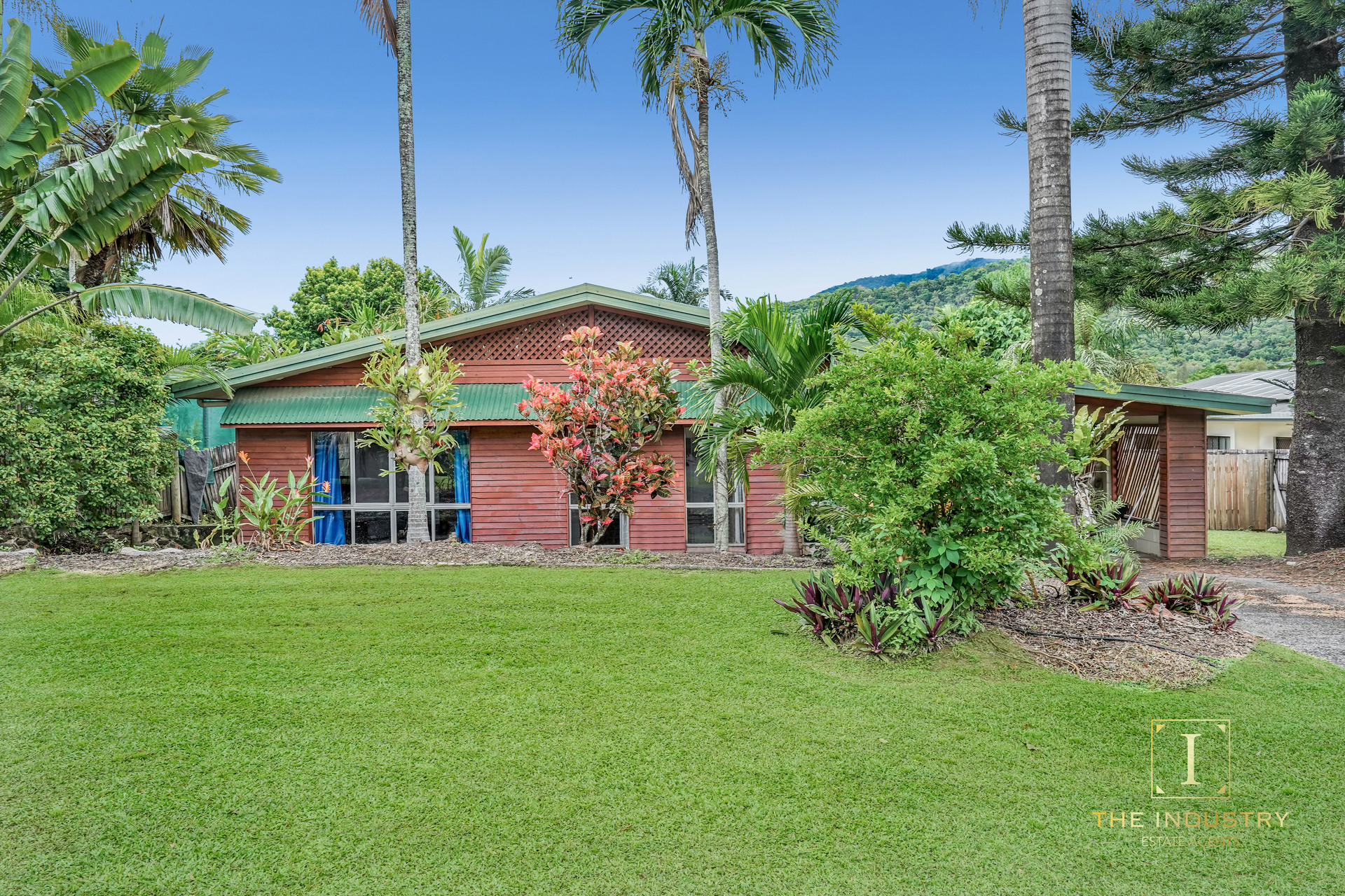 7 Manus Street, Trinity Beach, QLD 4879 AUS