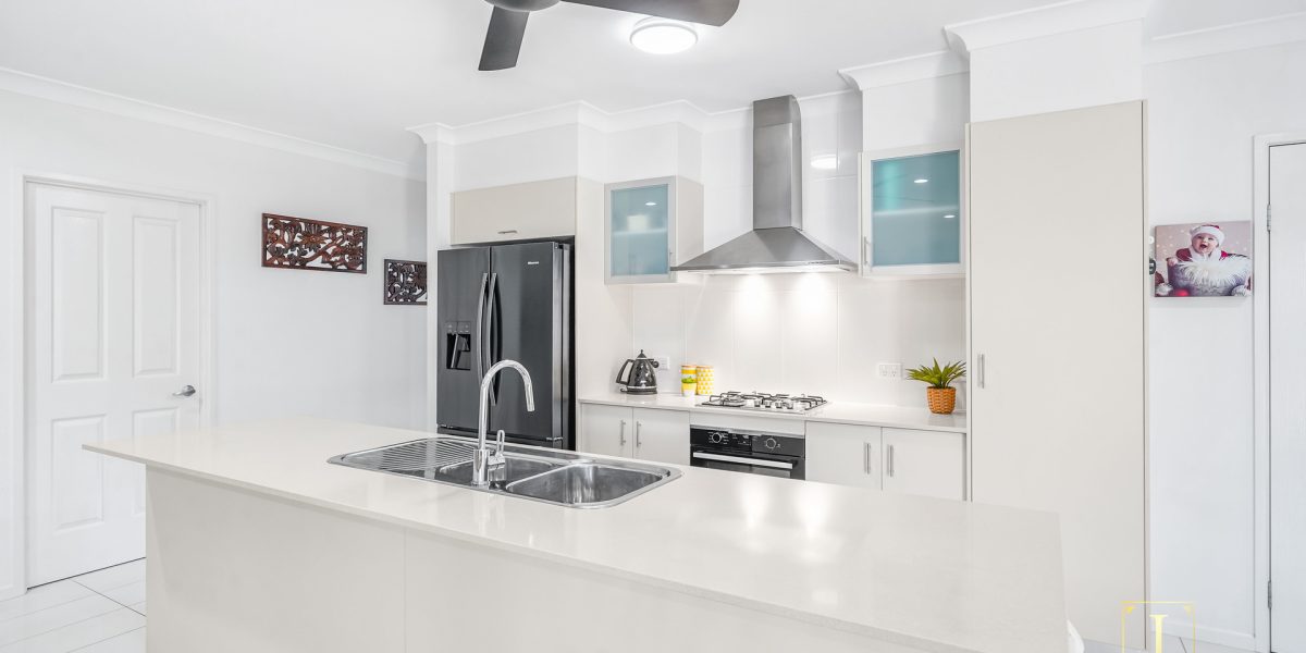 8 Sandridge Way, Smithfield, QLD 4878 AUS