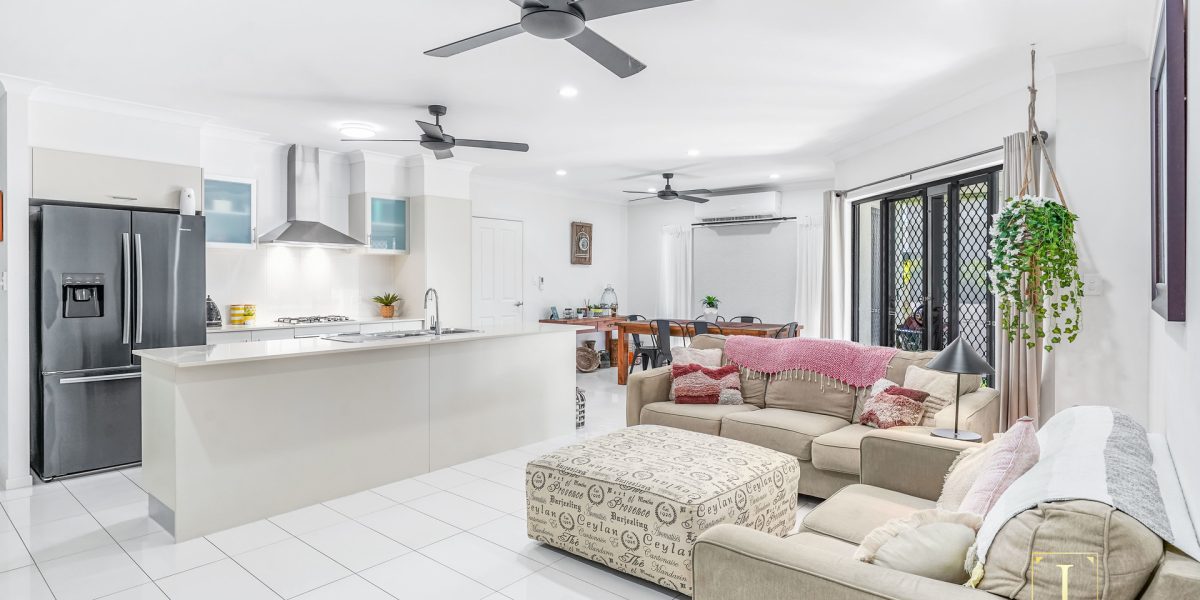 8 Sandridge Way, Smithfield, QLD 4878 AUS