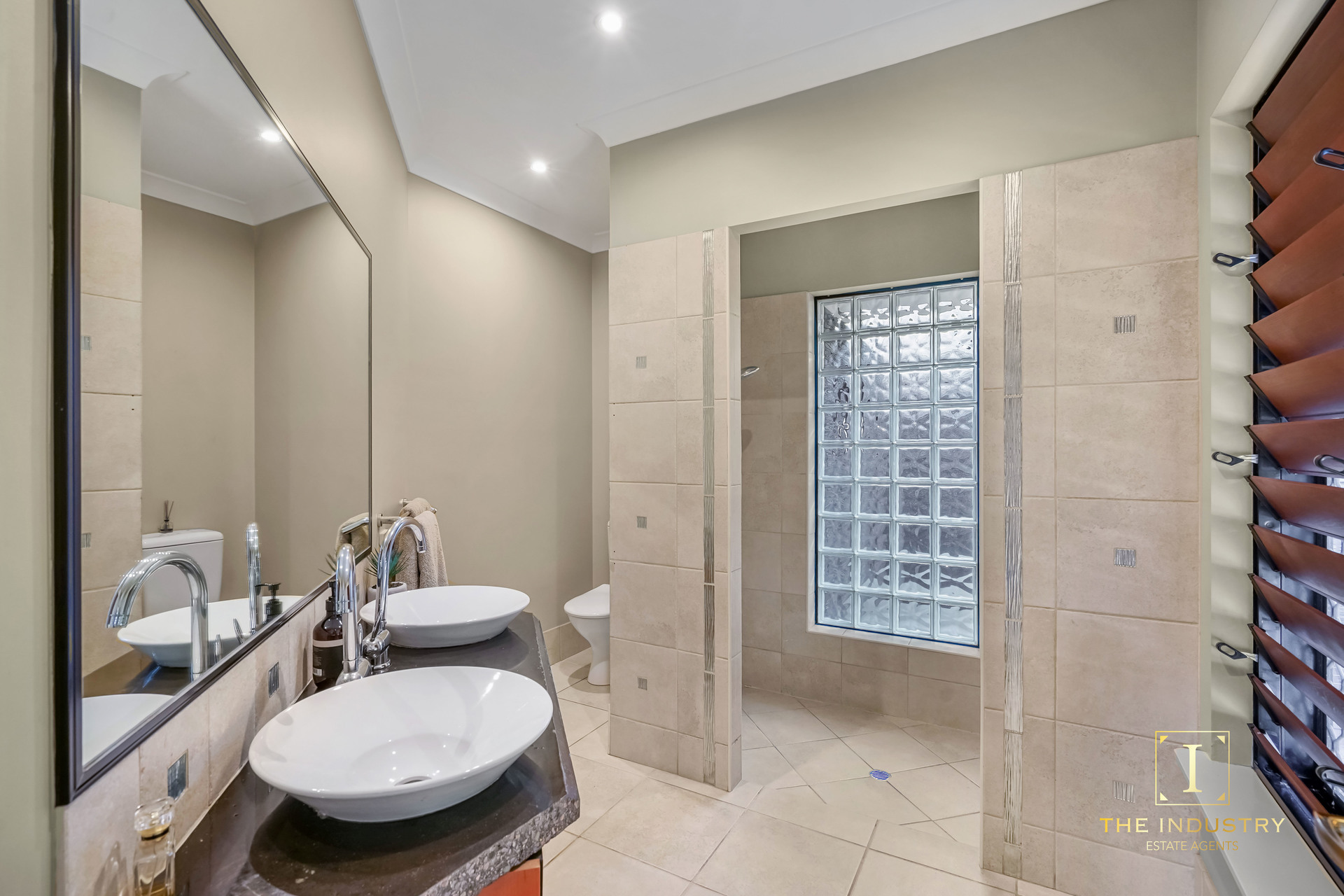 3 Connemara Close, Trinity Beach, QLD 4879 AUS