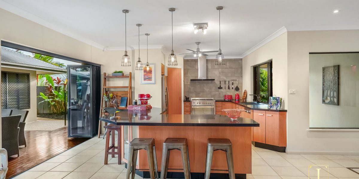 3 Connemara Close, Trinity Beach, QLD 4879 AUS