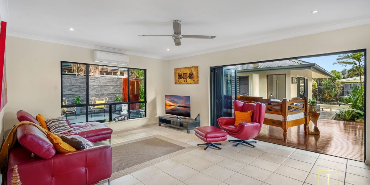 3 Connemara Close, Trinity Beach, QLD 4879 AUS