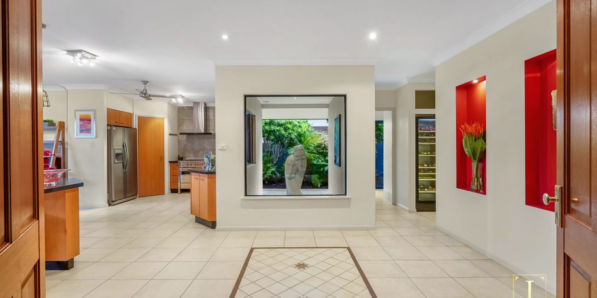 3 Connemara Close, Trinity Beach, QLD 4879 AUS