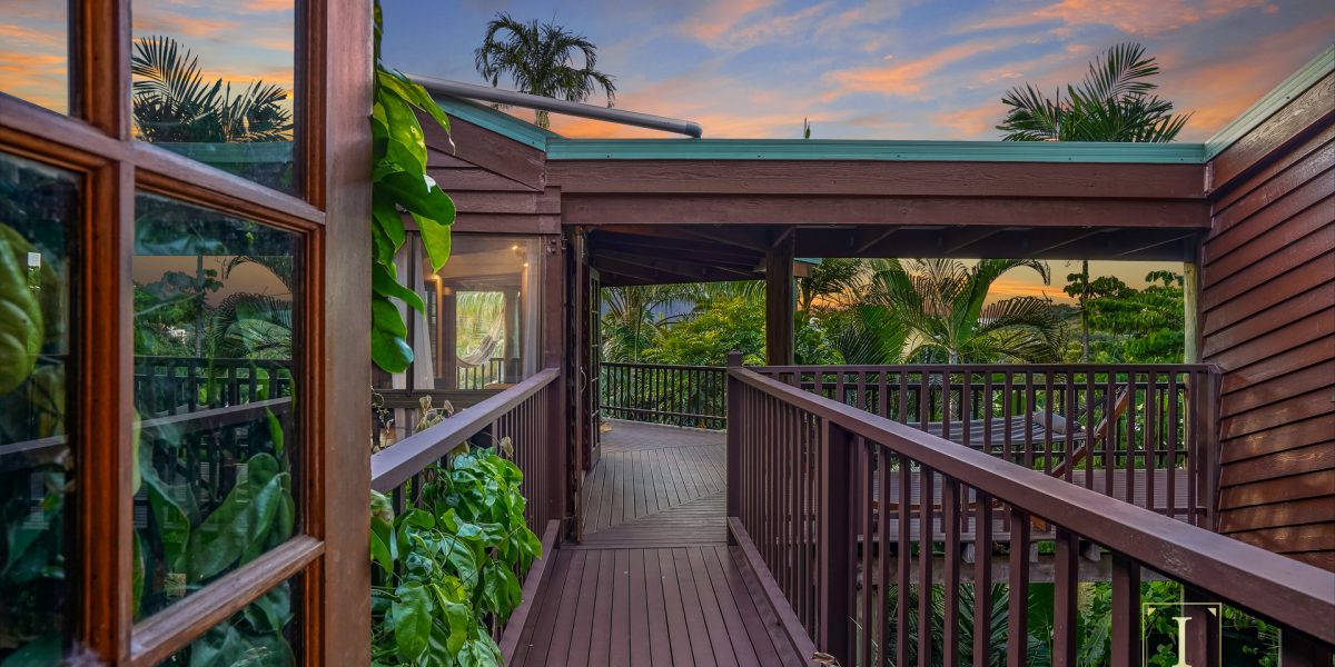 10 Trinidad Close, Trinity Beach, QLD 4879 AUS
