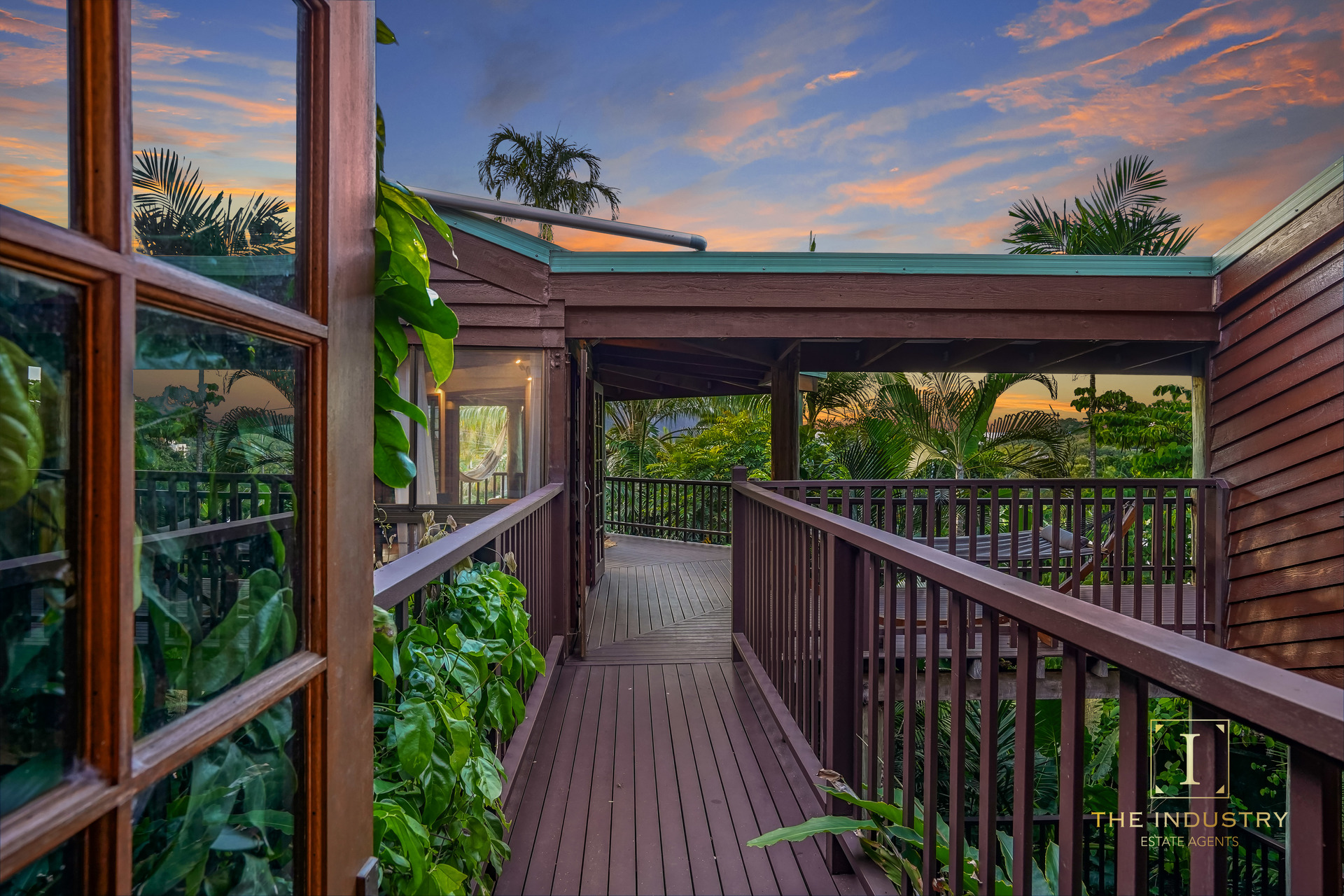 10 Trinidad Close, Trinity Beach, QLD 4879 AUS