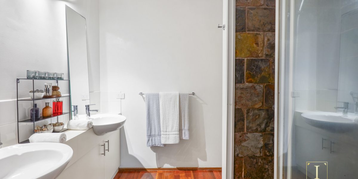 10 Trinidad Close, Trinity Beach, QLD 4879 AUS